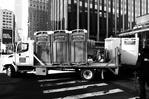 Best Luxury portable toilet rental  in Marshfield, WI
